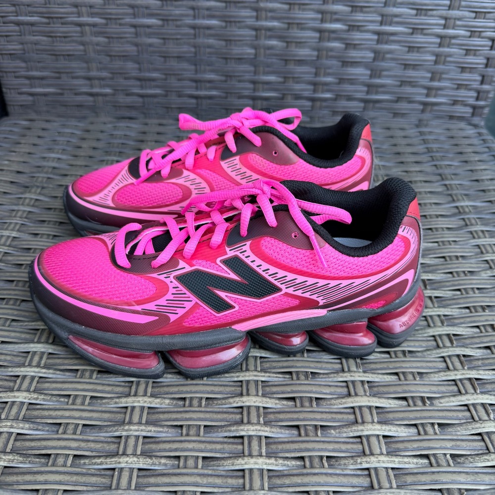 New Balance 9060 Pink Burgundy Black Mesh Running size 5.5/ 7 women
